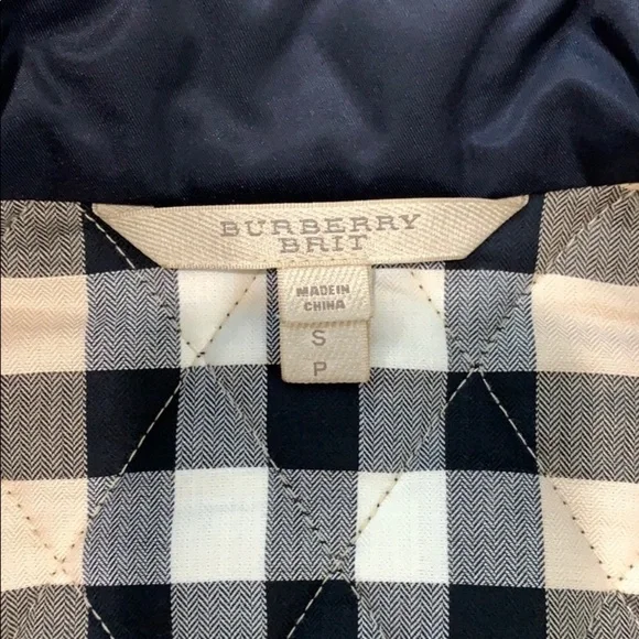 Burberry Quilted Jacket - Picture 5 of 7